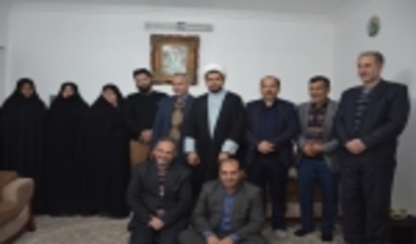 « ترویج فرهنگ ایثار و شهادت وظیفه‌ای همگانی است  »