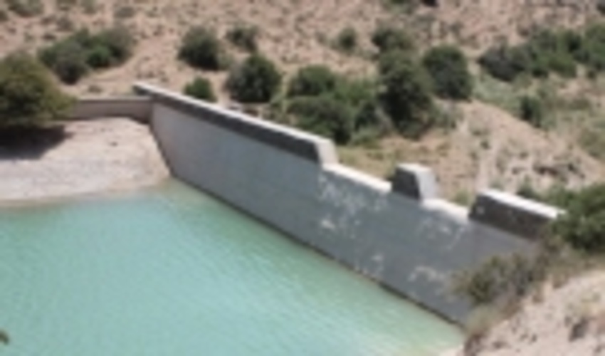 پیشرفت ۴٠ درصدی ۱۲ طرح آبخیزداری استان سمنان از مصوبات سفر رییس جمهور