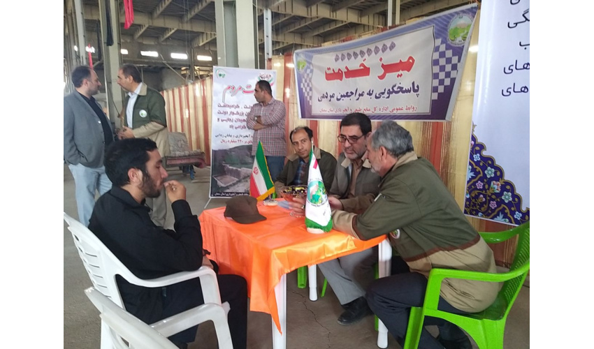 در میعادگاه نماز جمعه دیدار مدیرکل منابع طبیعی و آبخیزداری استان سمنان با مردم 