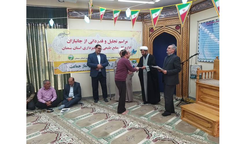 جانبازان و ایثارگران یادگاران نورانی دفاع مقدس هستند