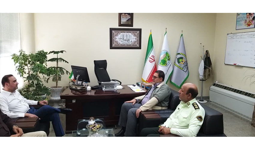 برگزاری مانورهای مشترک و تقویت گشت و مراقبت /شناسایی نقاط بحرانی عرصه های منابع طبیعی به حریق 