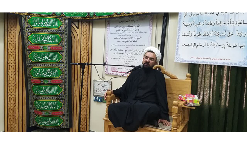 حضرت امام حسین (ع) جریان زنده تاریخ و معجزه الهی است.