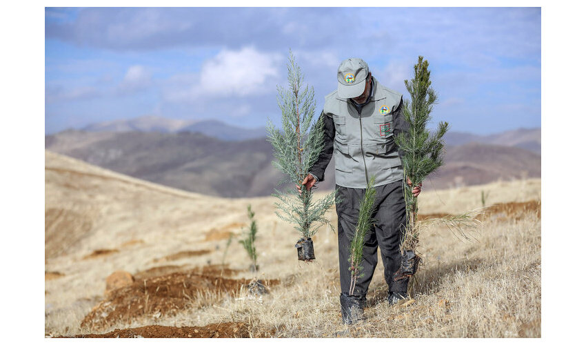 برنامه ریزی  برگزاری 15 دوره آموزشی ویژه  مجریان و بهره‌برداران منابع طبیعی شهرستان گرمسار  در سال 1402