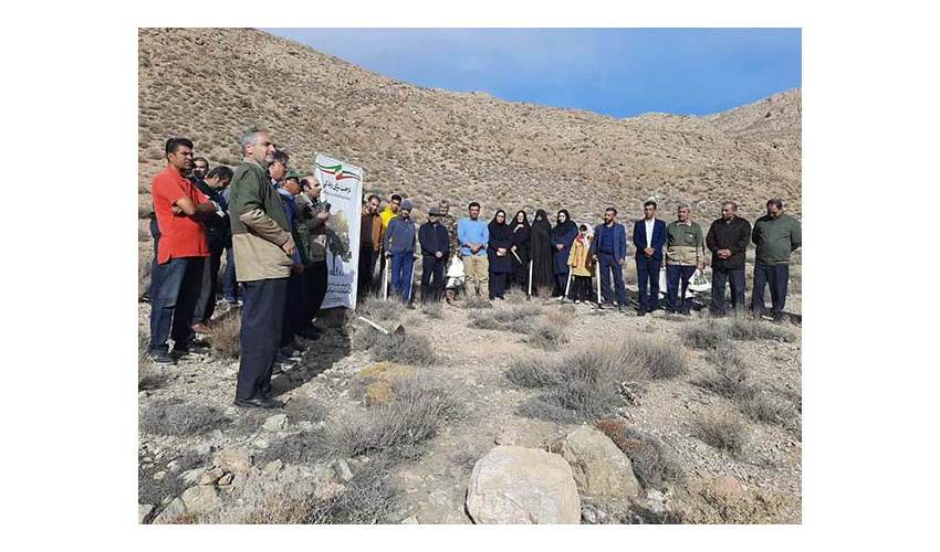  فعالیت در عرصه های منابع طبیعی بدون مشارکت آحاد جامعه و گروه های هدف و بهره برداران عملا امکان پذیر نخواهد بود.