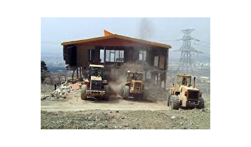 خلع ید ورفع تصرف 17هزار متر مربع اراضی ملی در شهرستان سمنان