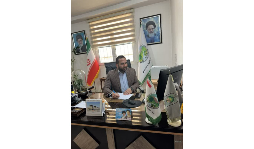 پویش طرح  ملی کاشت نهال با عنوان کویر سبز برای اولین بار در کل مدارس شهرستان آرادان آغاز گردید 