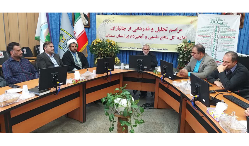 برگزاری نشست جهاد تبیین،  امید آفرینی و بصیرت افزایی 