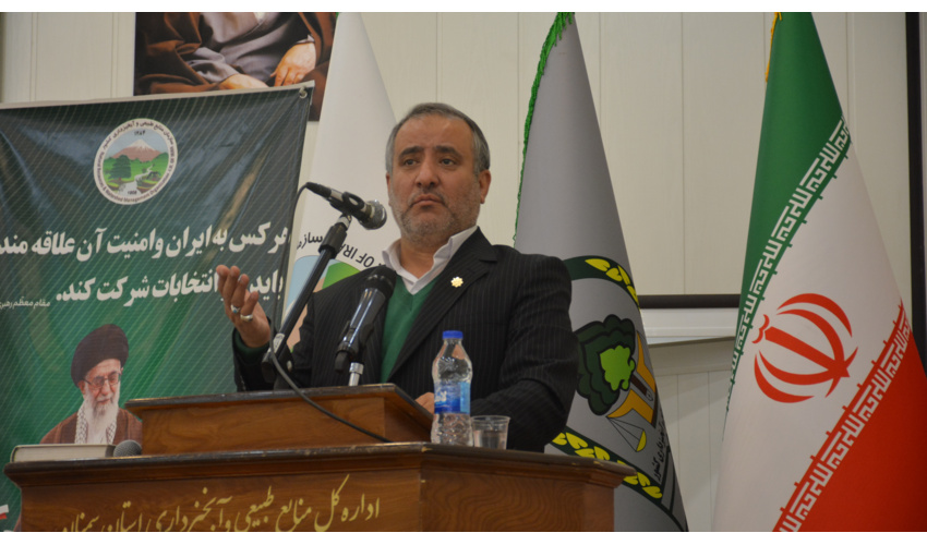  دشمن با انکار موفقیت‌ها به دنبال حضور کمرنگ‌ مردم در صحنه است