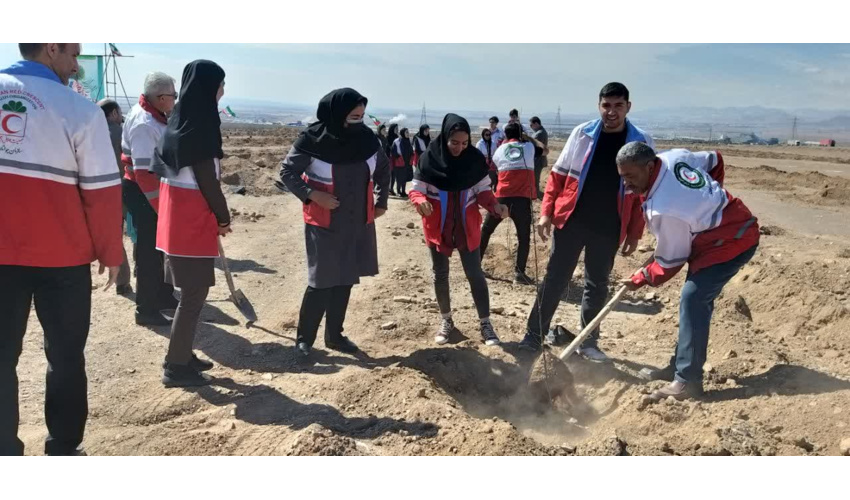 ۲۰۰ هکتار زمین با مشارکت سپاه سمنان برای طرح مردمی کاشت نهال مهیا شد