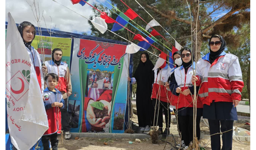  مشارکت ۱۲ مدرسه دامغان در اجرای طرح ملی کاشت یک میلیارد نهال