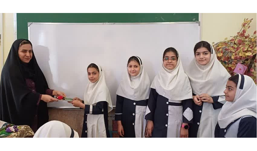 راه اندازی دو نهالستان دانش آموزی درشهرستان گرمسار