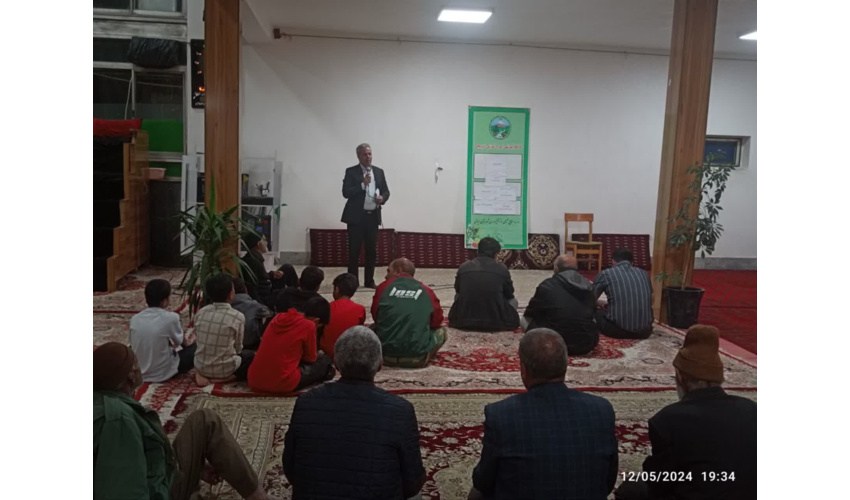 کارگاه های آموزشی اطفای حریق با توجه به فرا رسیدن فصل تابستان برای دهیاریهای استان برگزار می شود