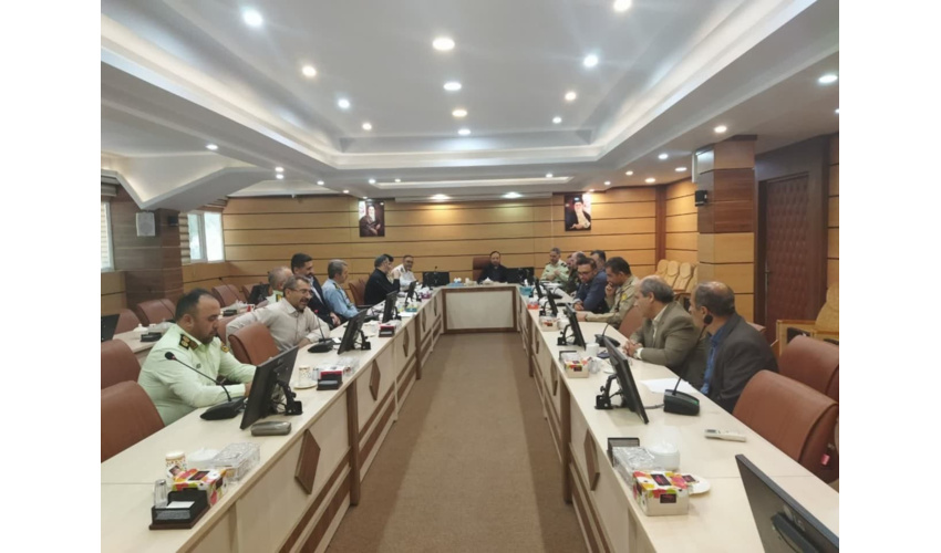 بررسی عوامل موثر در حفظ منابع طبیعی با حضور فرماندهان نیروهای نظامی و انتظامی 