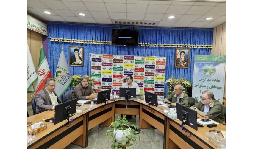 مشارکت صنایع در طرح‌های آبخیزداری و کاشت درخت در عرصه های منابع طبیعی اتفاق مثبتی است.