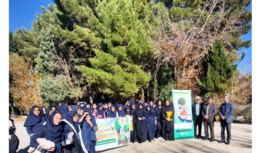 تأثیر آموزش در فرهنگ‎سازی و ارتقاء نگرش دانش آموزان نسبت به اهمیت و حفظ عرصه های منابع‌طبیعی