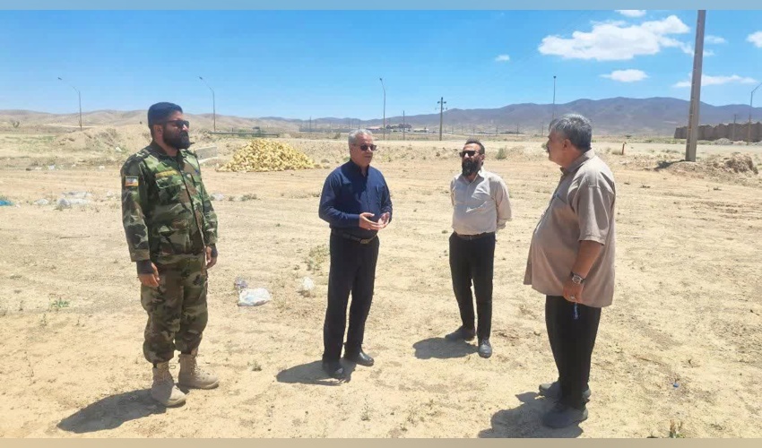 بازدید از اراضی توسط مدیرکل اداره منابع طبیعی و آبخیزداری استان سمنان